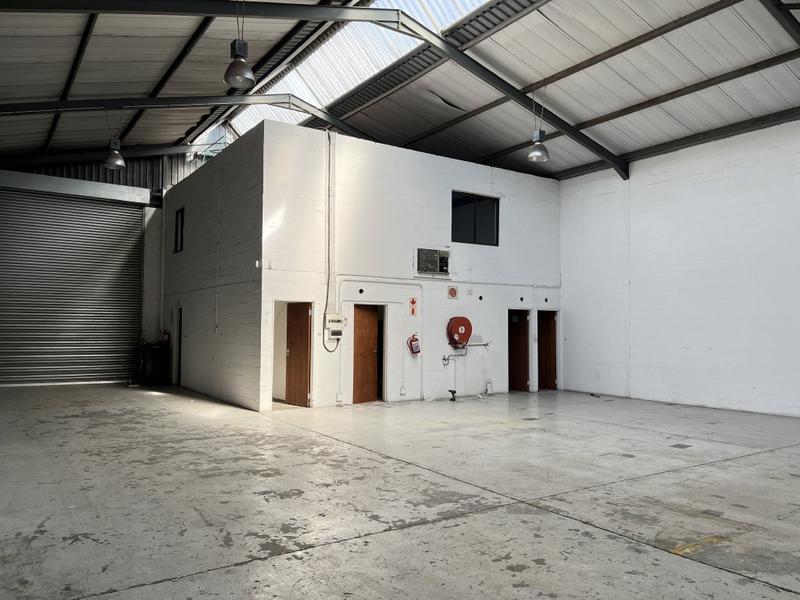 To Let Commercial Property for Rent in Montague Gardens Western Cape